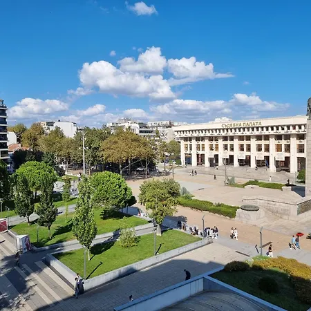Premium 2Bd Central View Burgas With Parking Апартамент