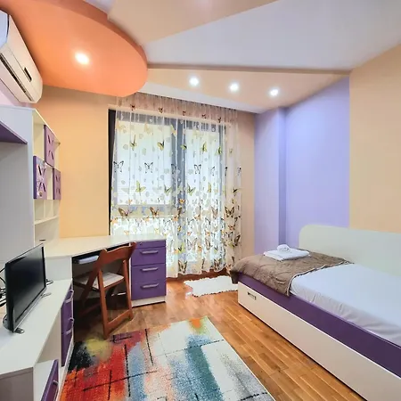 Premium 2Bd Central View Burgas With Parking Бургас