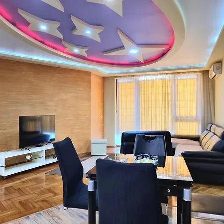 Premium 2Bd Central View Burgas With Parking Апартамент Бургас