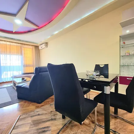 Апартамент Premium 2Bd Central View Burgas With Parking