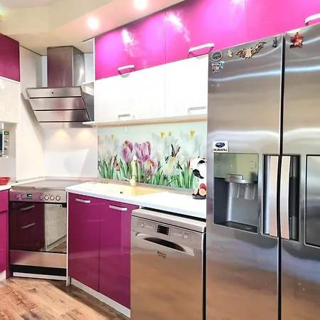 Premium 2Bd Central View Burgas With Parking Апартамент Бургас