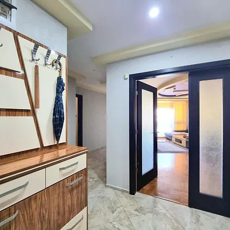 Premium 2Bd Central View Burgas With Parking Бургас