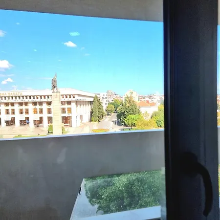 Premium 2Bd Central View Burgas With Parking Апартамент Бургас