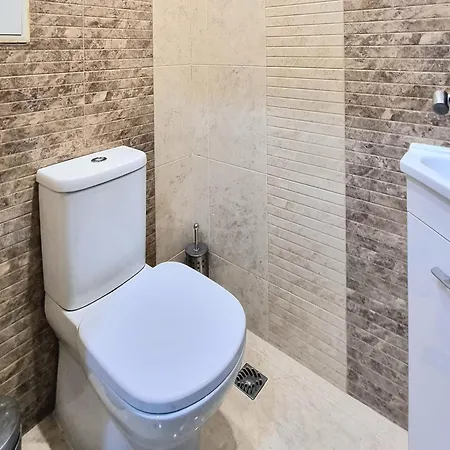 Premium 2Bd Central View Burgas With Parking Апартамент