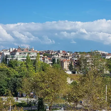 Апартамент Premium 2Bd Central View Burgas With Parking *