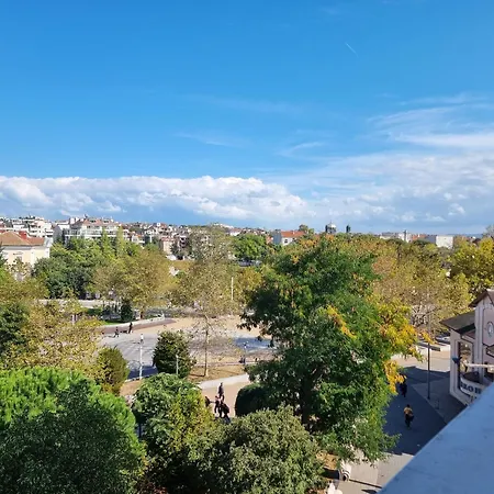Апартамент Premium 2Bd Central View Burgas With Parking Бургас